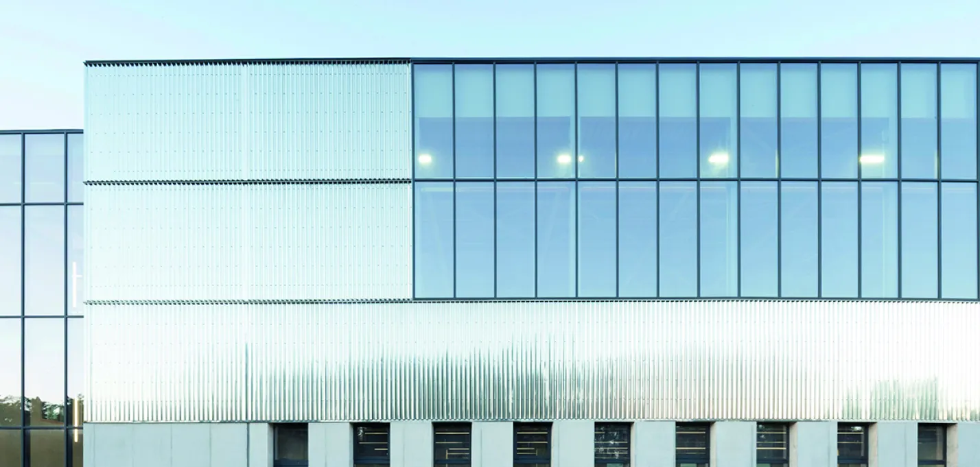 buildingCompressFormat_3 4 HumanFab Aix-en-Provence © Lisa Ricciotti.jpg