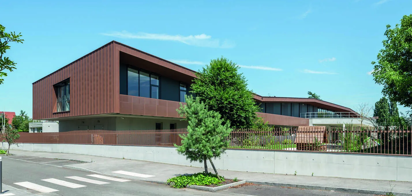 buildingCompressFormat_7 DAME 01.jpg