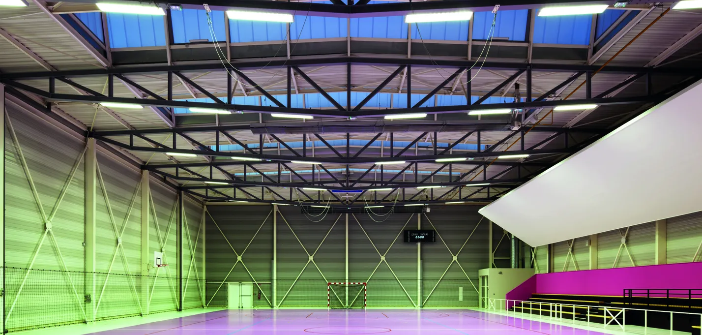 4 Les pieux © Takuji Shimmura_buildingCompressFormat