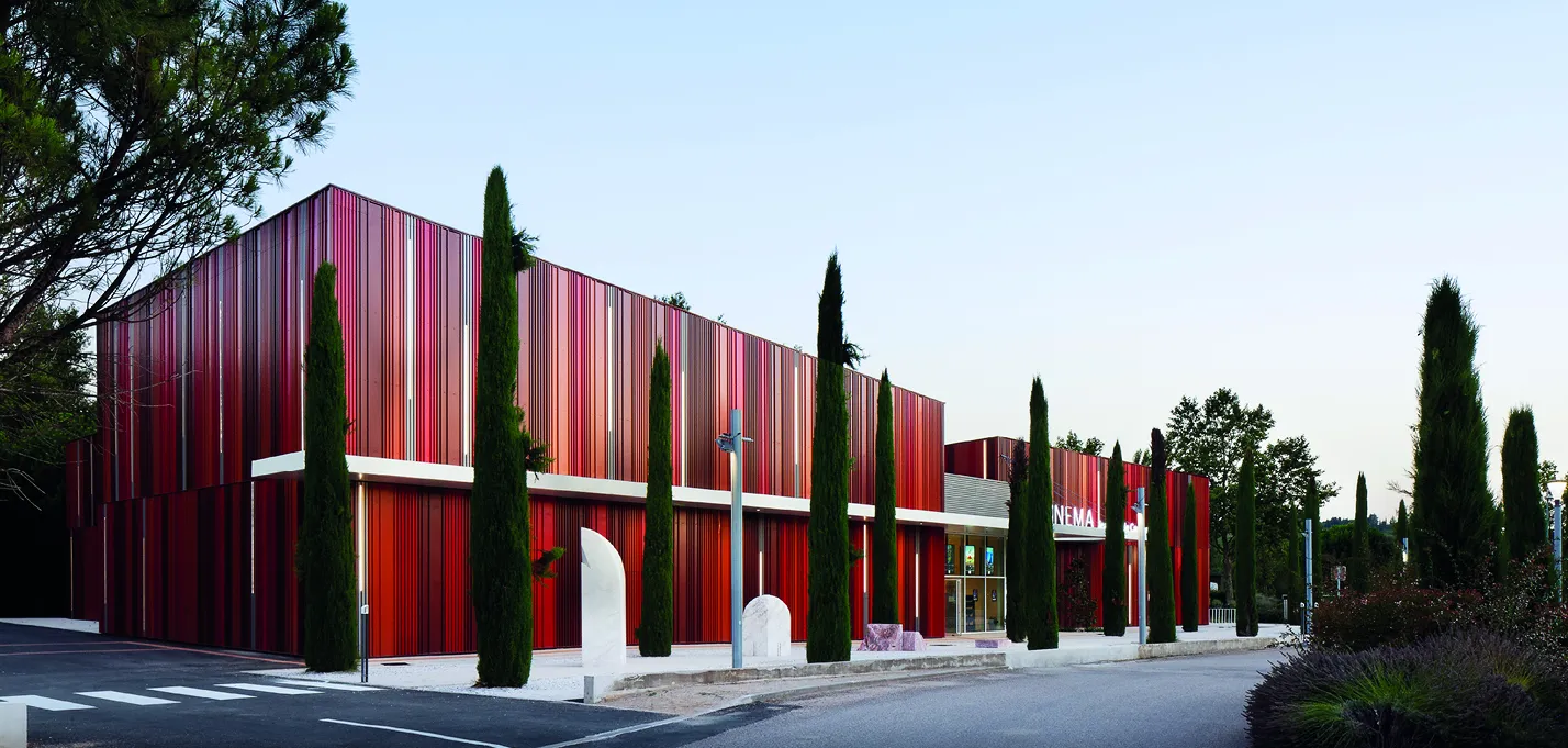 1 Cinéma JC Carrière 4 © Camille Gharbi_buildingCompressFormat