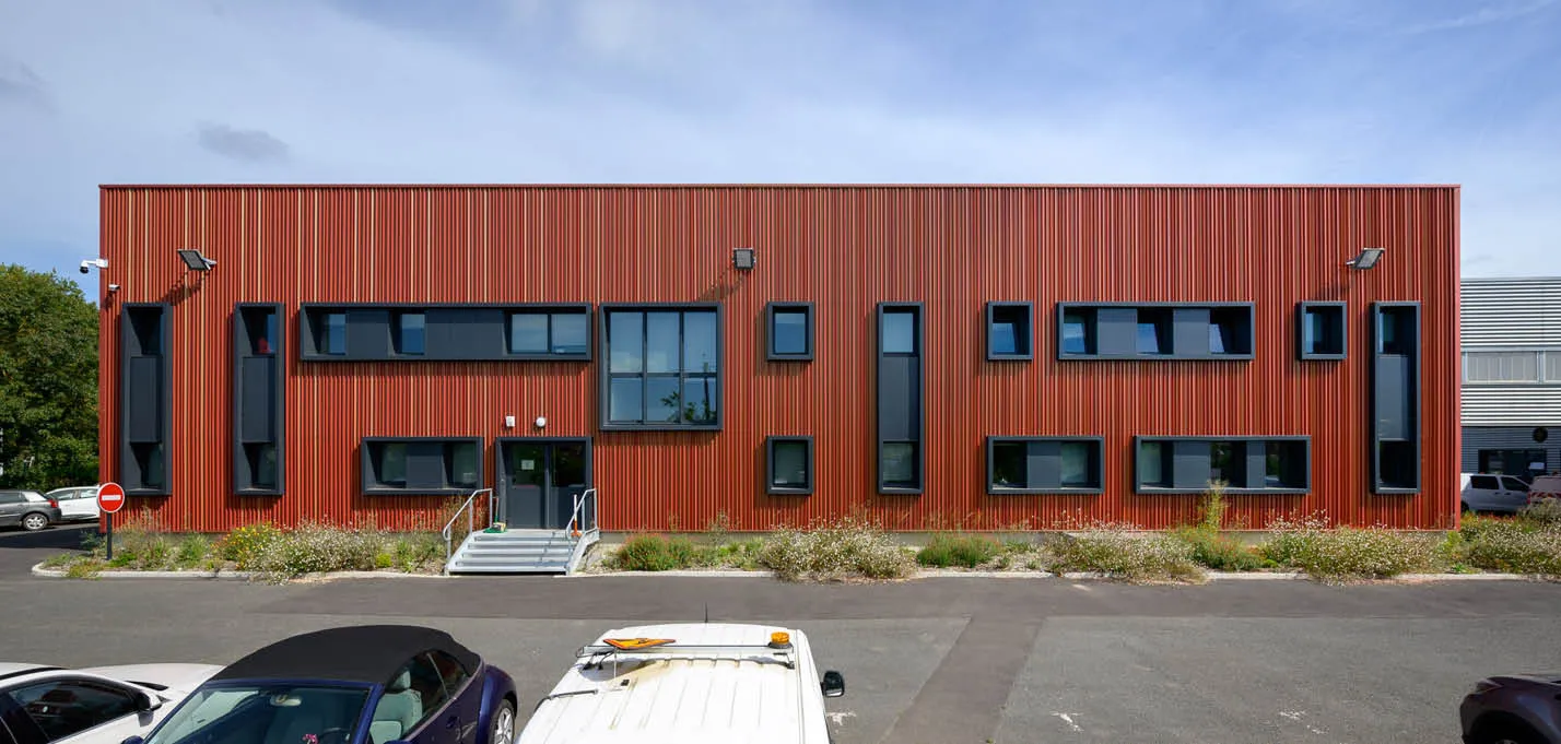 buildingCompressFormat_3 Centre Tougas 19.jpg