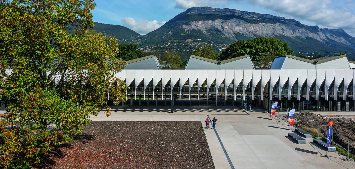 buildingCompressFormat_2 0347 ©_Studio_Erick_Saillet.jpg