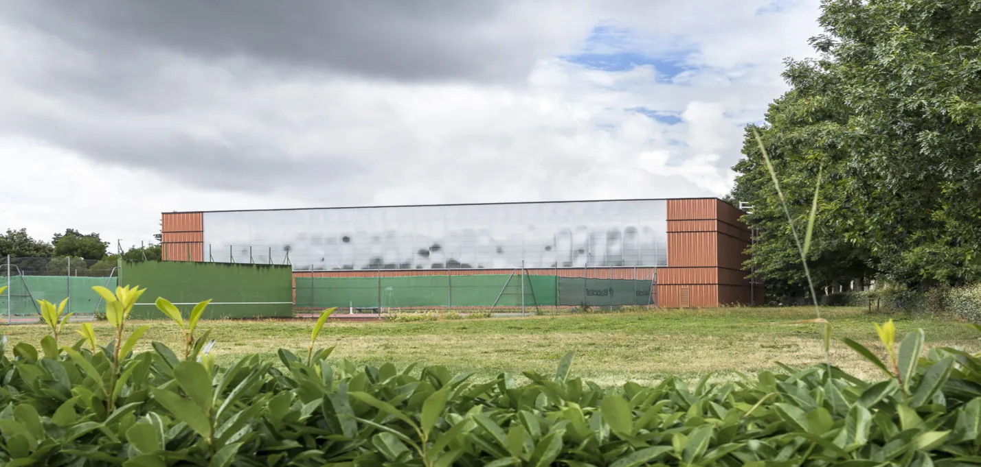 buildingCompressFormat_1 SG_-gymnase-oudon-ECR-B-004.jpg