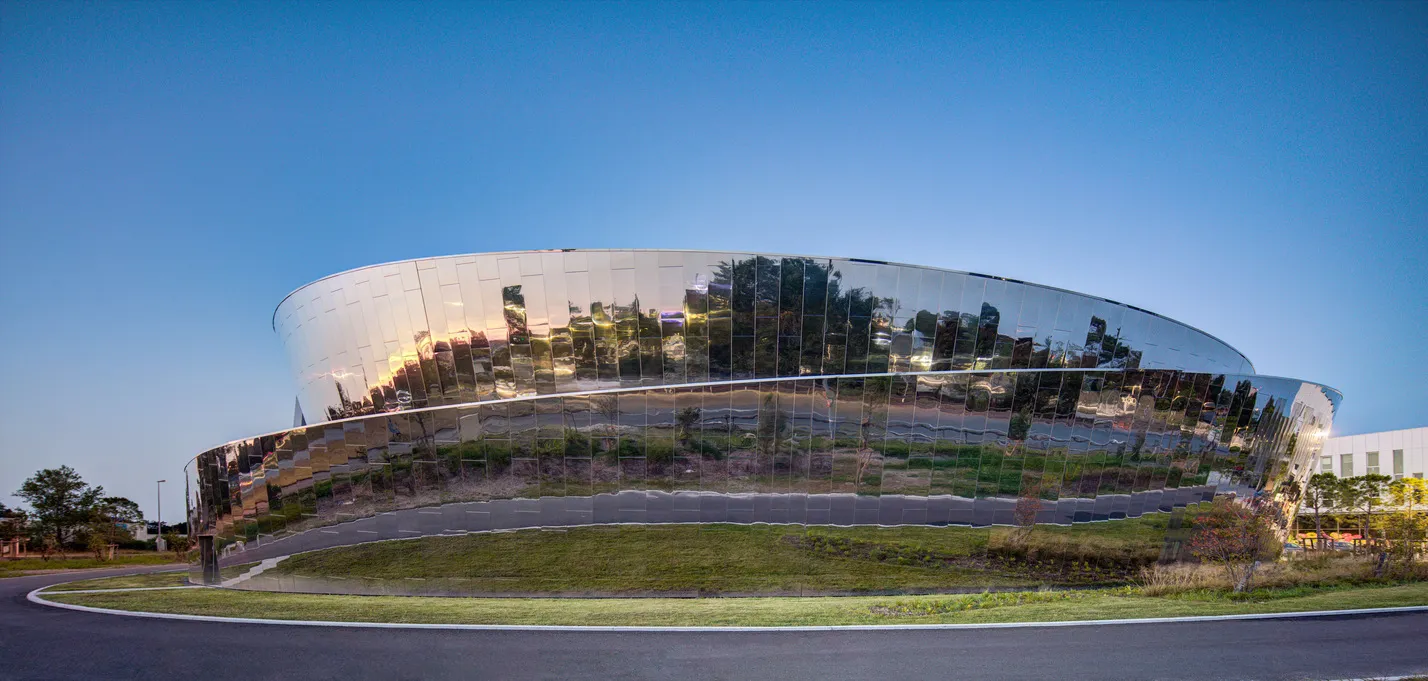 buildingCompressFormat_2 Sheraton Web-19.jpg