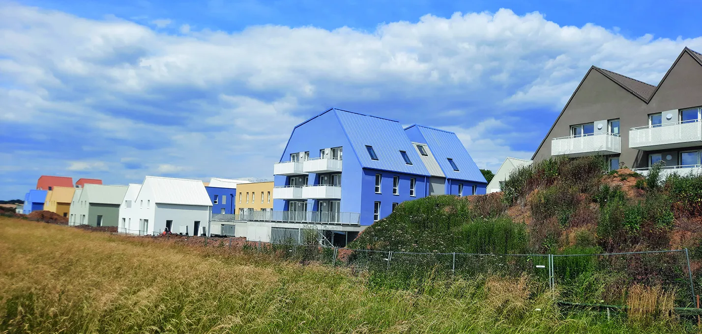 buildingCompressFormat_5 20230627_154620 R.jpg