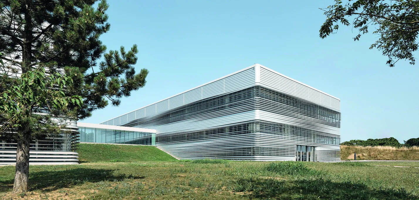 buildingCompressFormat_2 Sophysa_Besancon_Epaillard Machado_05.jpg