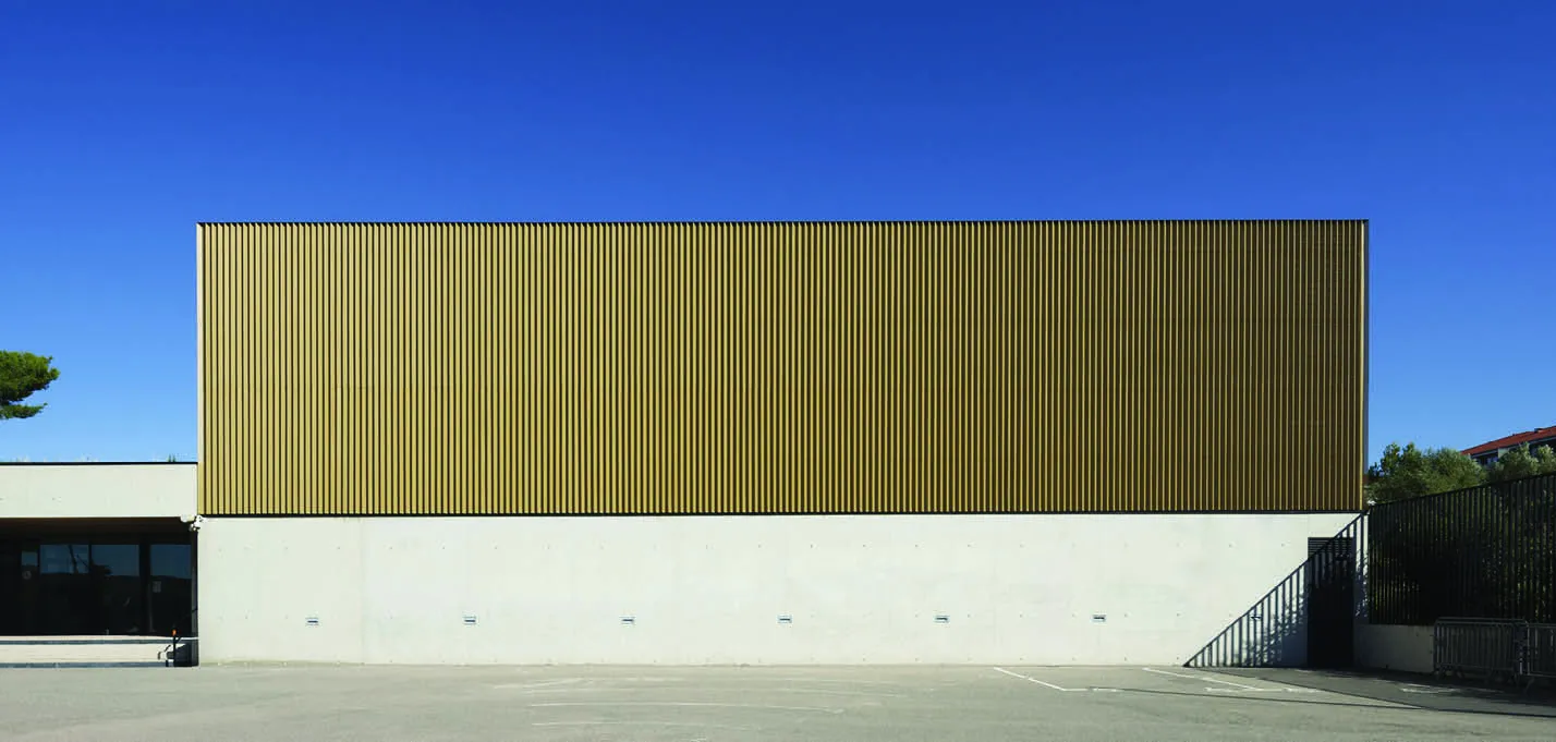 buildingCompressFormat_5 Malraux Marseille © L. Ricciotti.jpg