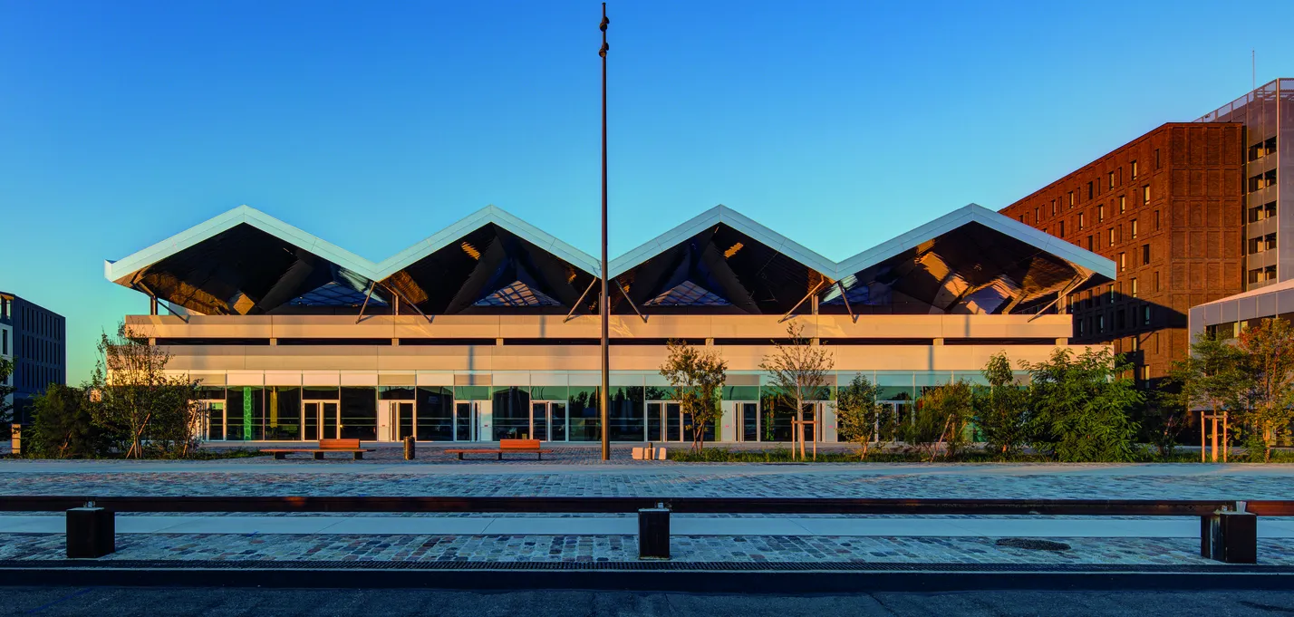 10 Parking Bassins à flot - Bordeaux - © Xavier Dumoulin_buildingCompressFormat