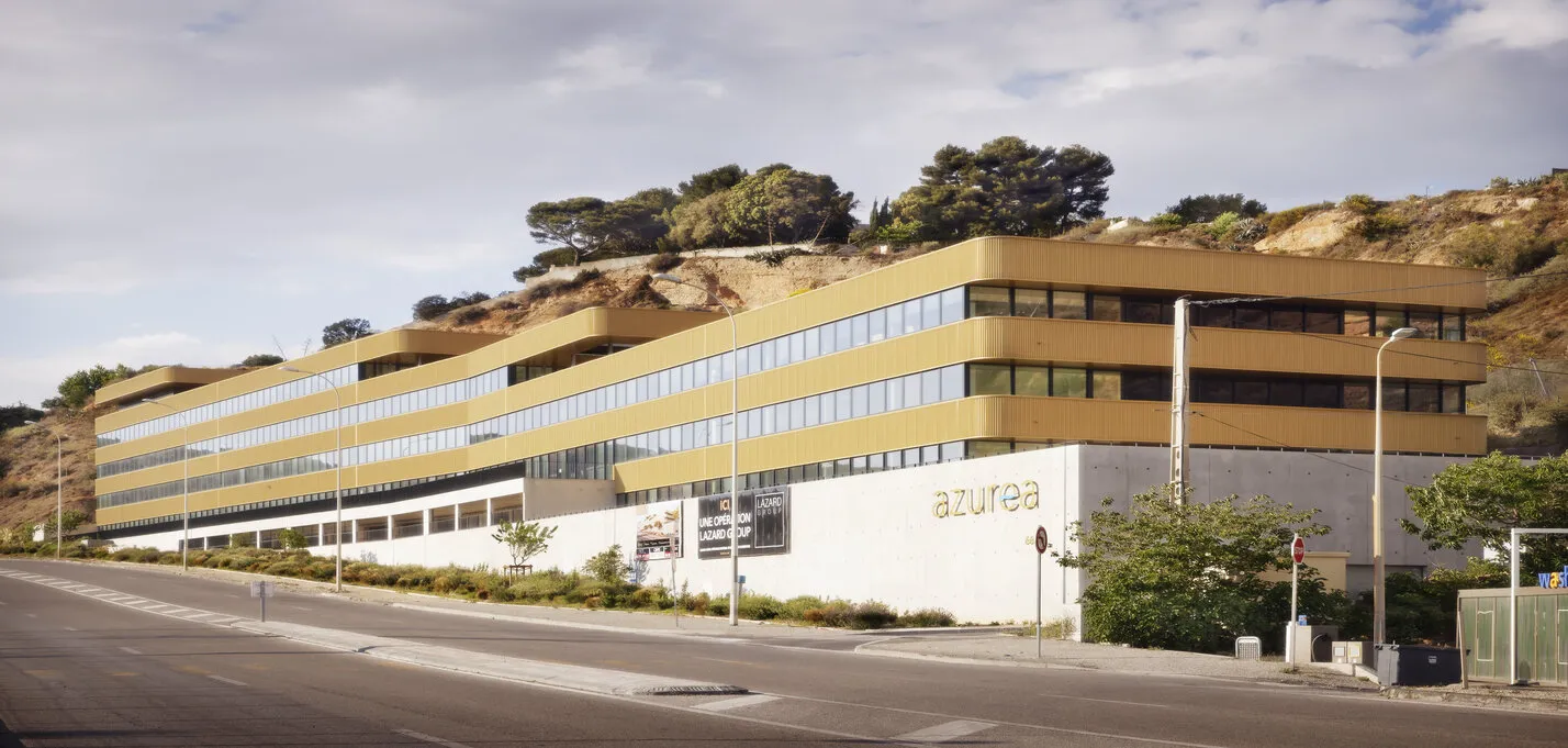 buildingCompressFormat_3  AZUREA _ Marseille © Camille Gharbi.jpg