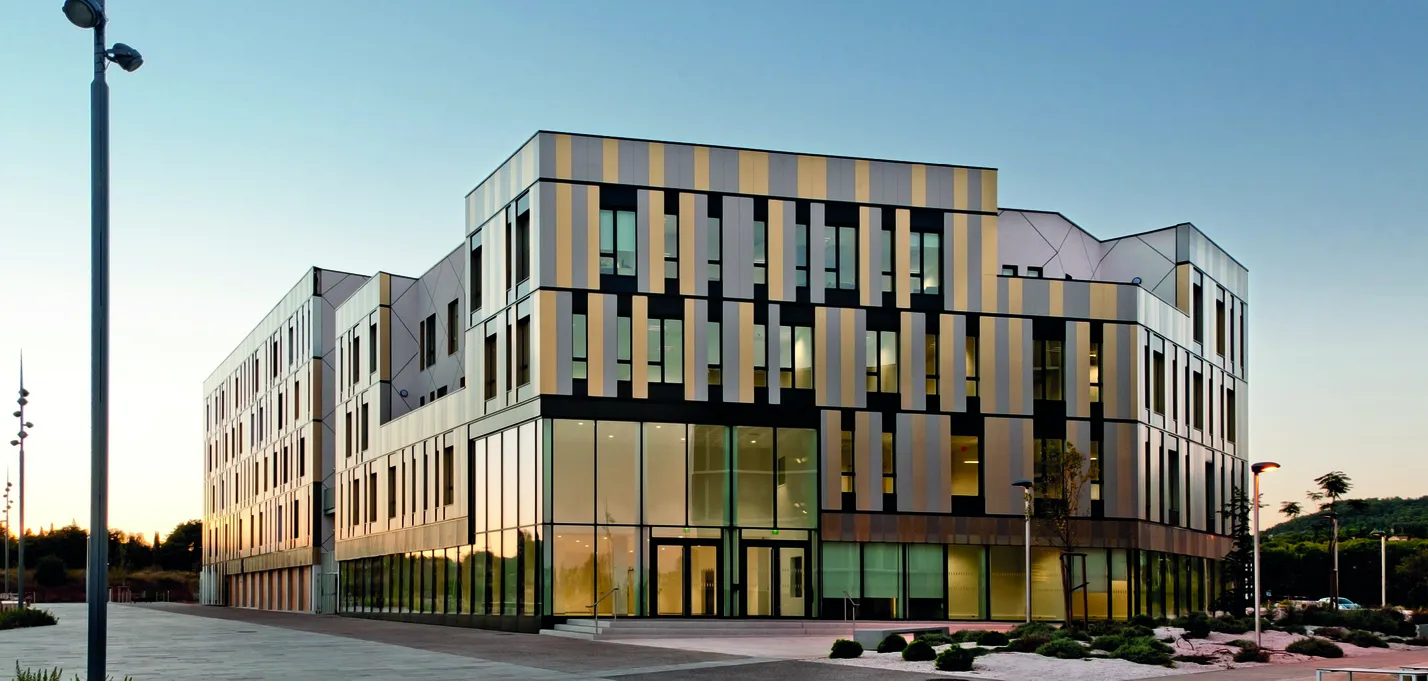 1 technopole de la mer © Lisa Ricciotti_buildingCompressFormat