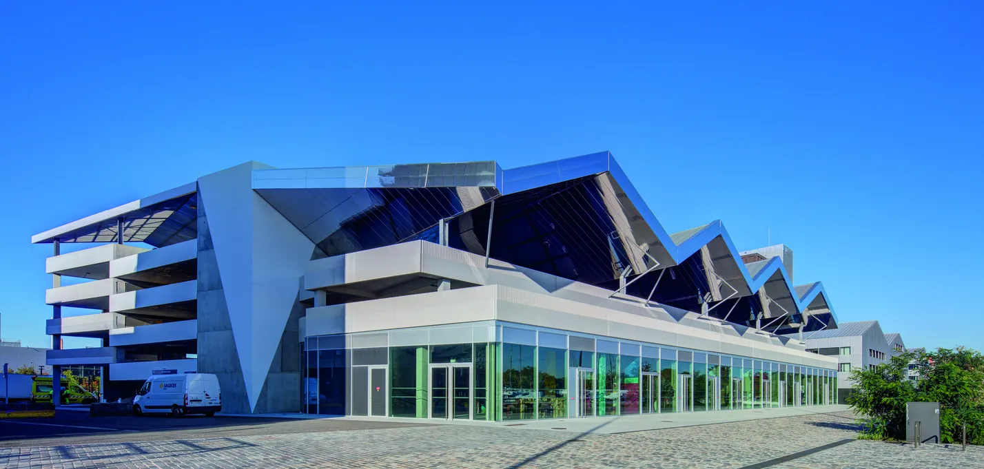 1 Parking Bassins à flot - Bordeaux - © Xavier Dumoulin_buildingCompressFormat