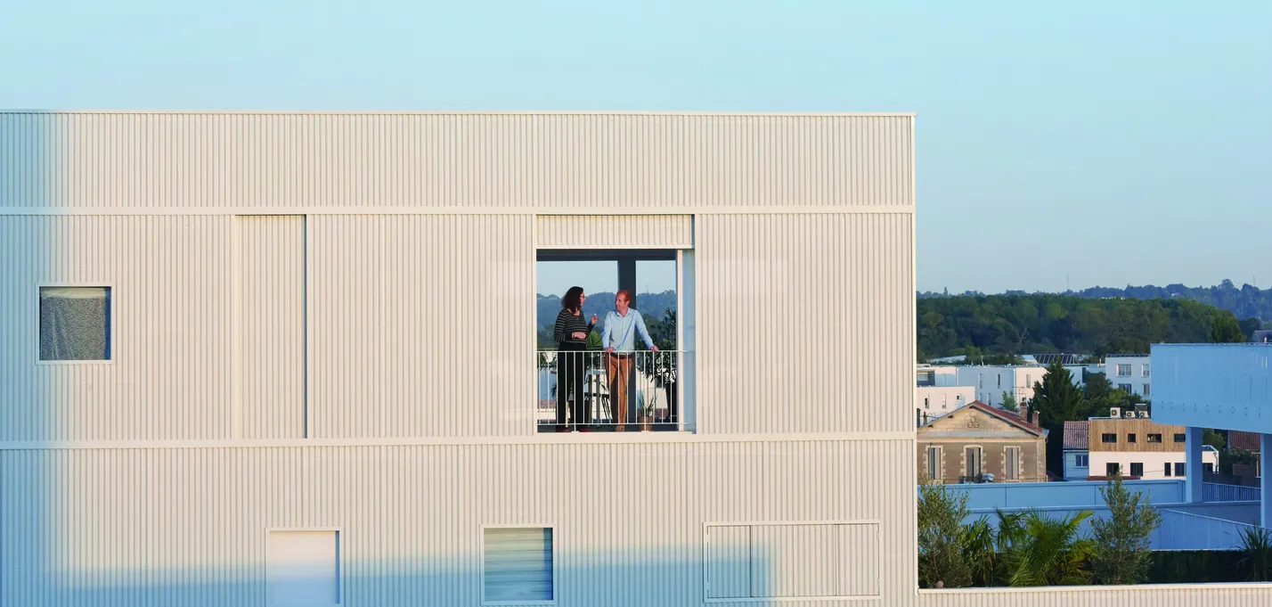 4 lgt Begless © Julien Lanoo_buildingCompressFormat