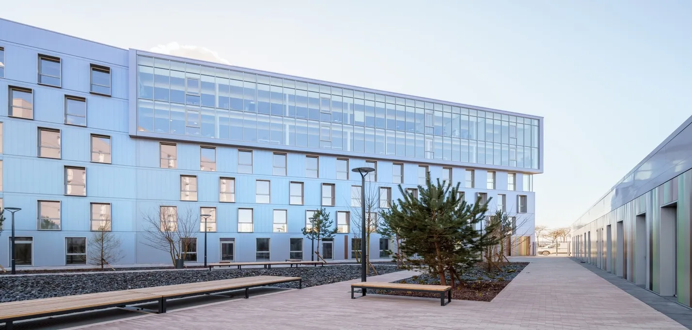 buildingCompressFormat_6 Quai de Leith  @ldkphoto-11.jpg