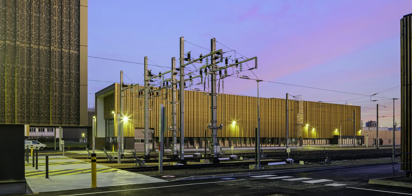 buildingCompressFormat_9 11_SNCF_Argenteuil_T2A2469.jpg