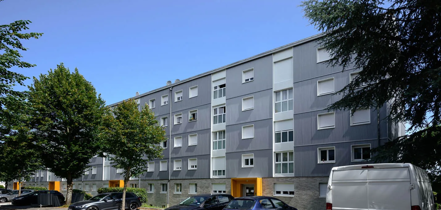 buildingCompressFormat_4 Le Dolmen 11.jpg