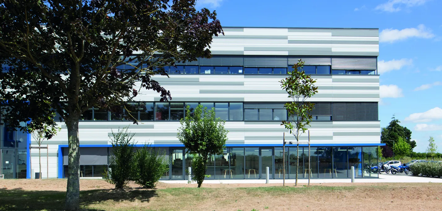 3 .Union Industry - Tousus le noble © Denis Paillard_buildingCompressFormat