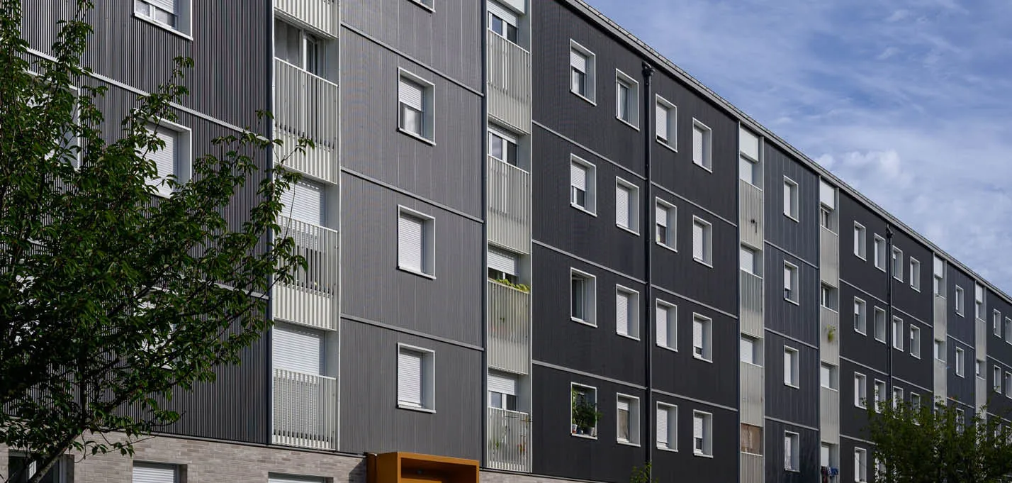 buildingCompressFormat_5 Le Dolmen 23.jpg