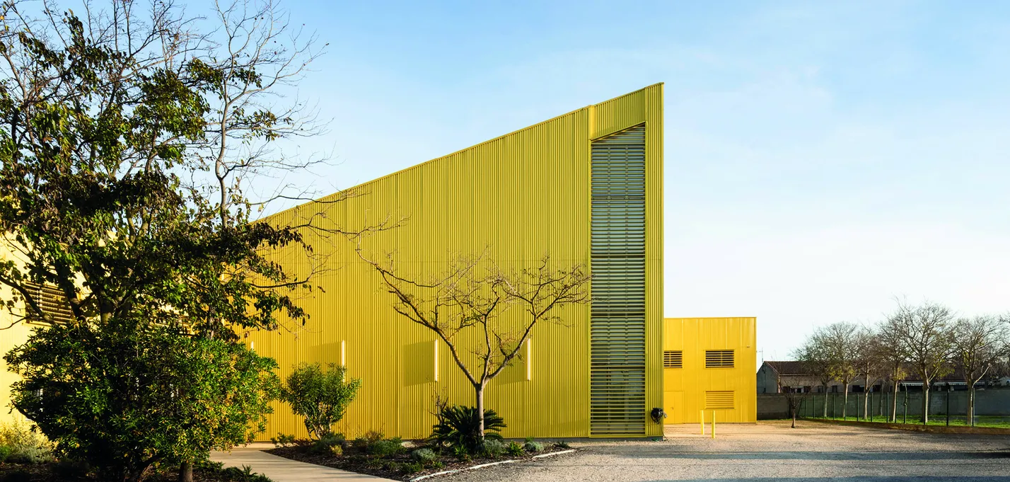 buildingCompressFormat_2 ABD_3284 @ Lisa Ricciotti.jpg