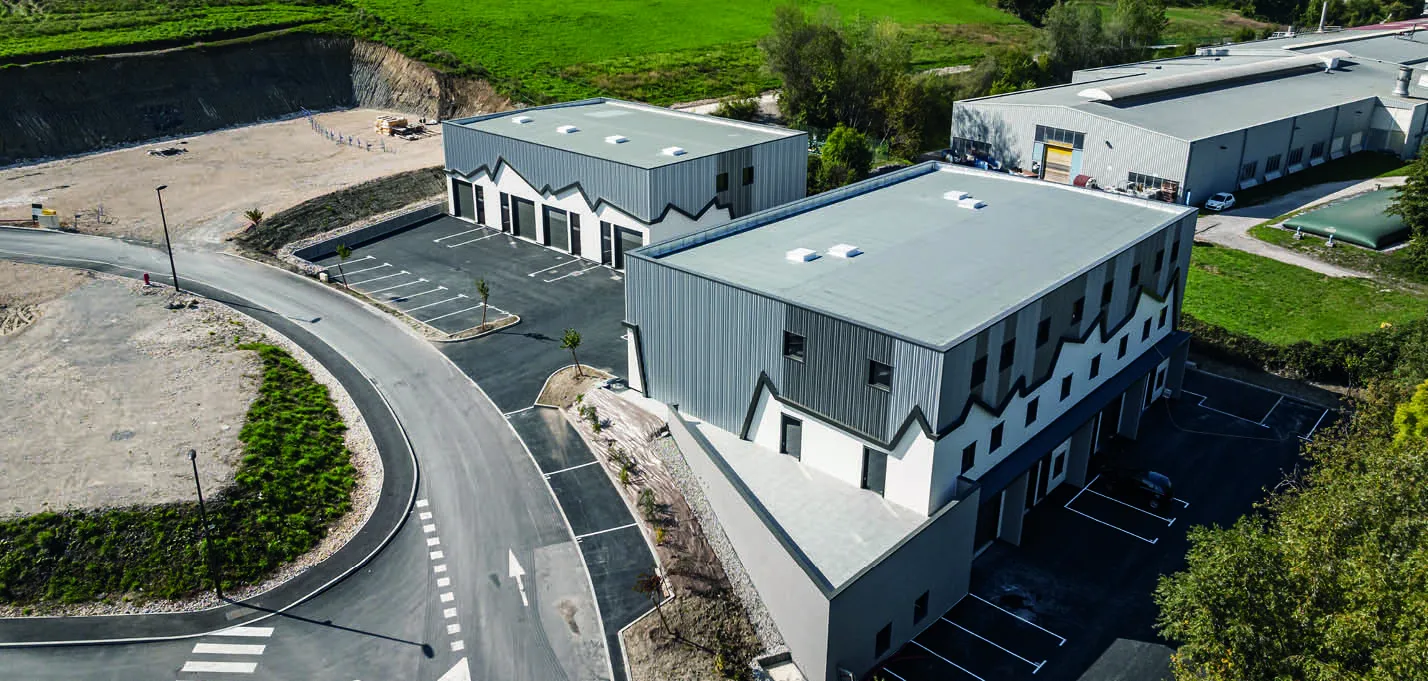 buildingCompressFormat_1 Le refuge 18.jpg