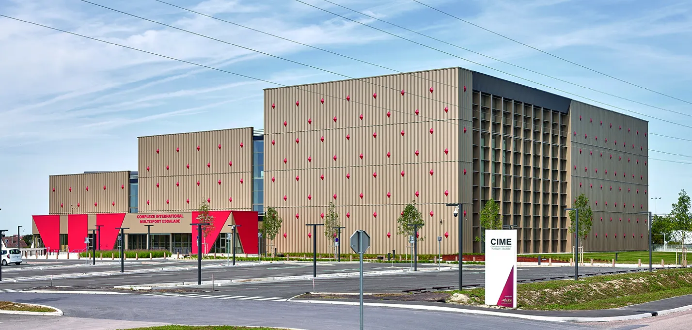 buildingCompressFormat_6 Cime 10.jpg