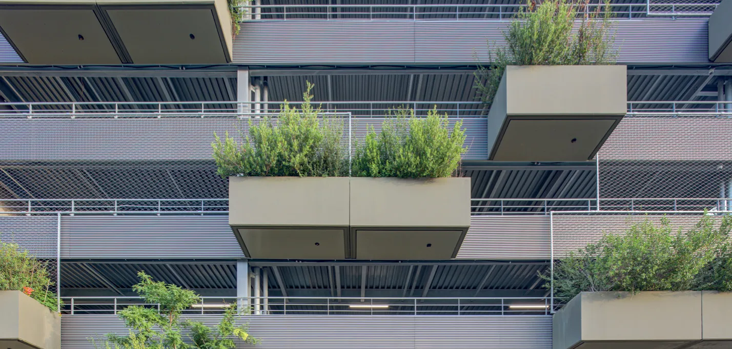 buildingCompressFormat_14 Silo 33r.jpg