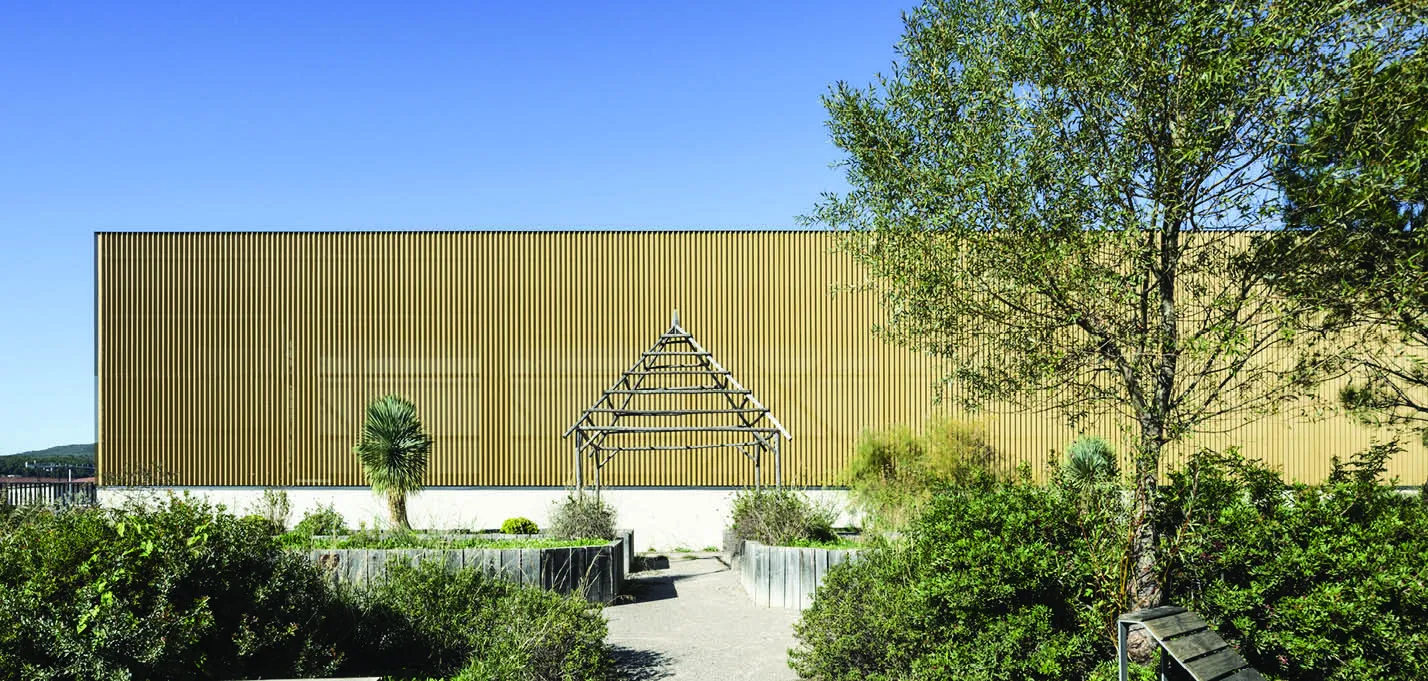 buildingCompressFormat_10 Malraux Marseille © L. Ricciotti.jpg