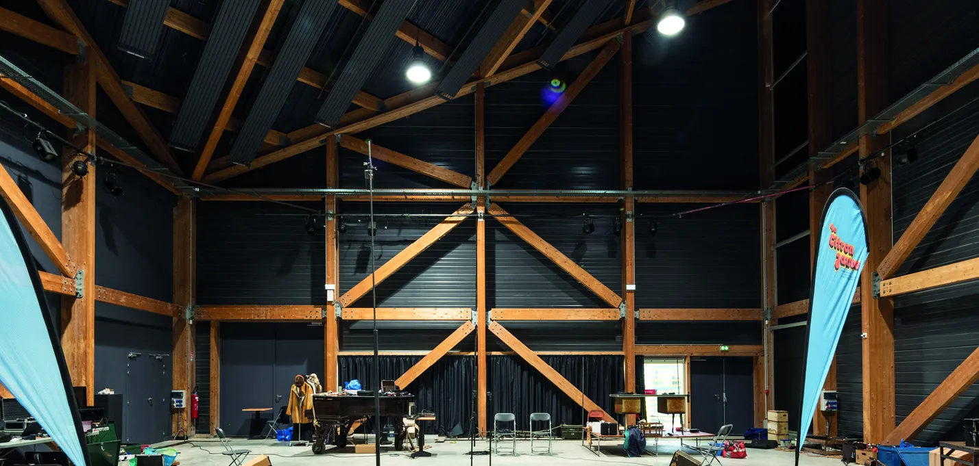 buildingCompressFormat_8 ABD_3208 @ Lisa Ricciotti.jpg